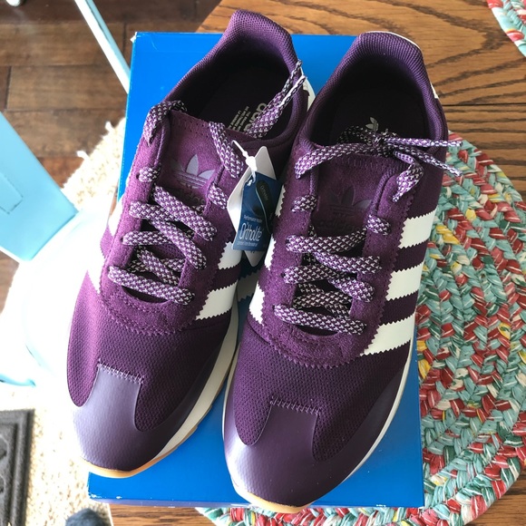 adidas Shoes - Adidas Originals Flashback FLB Runner Shoes!